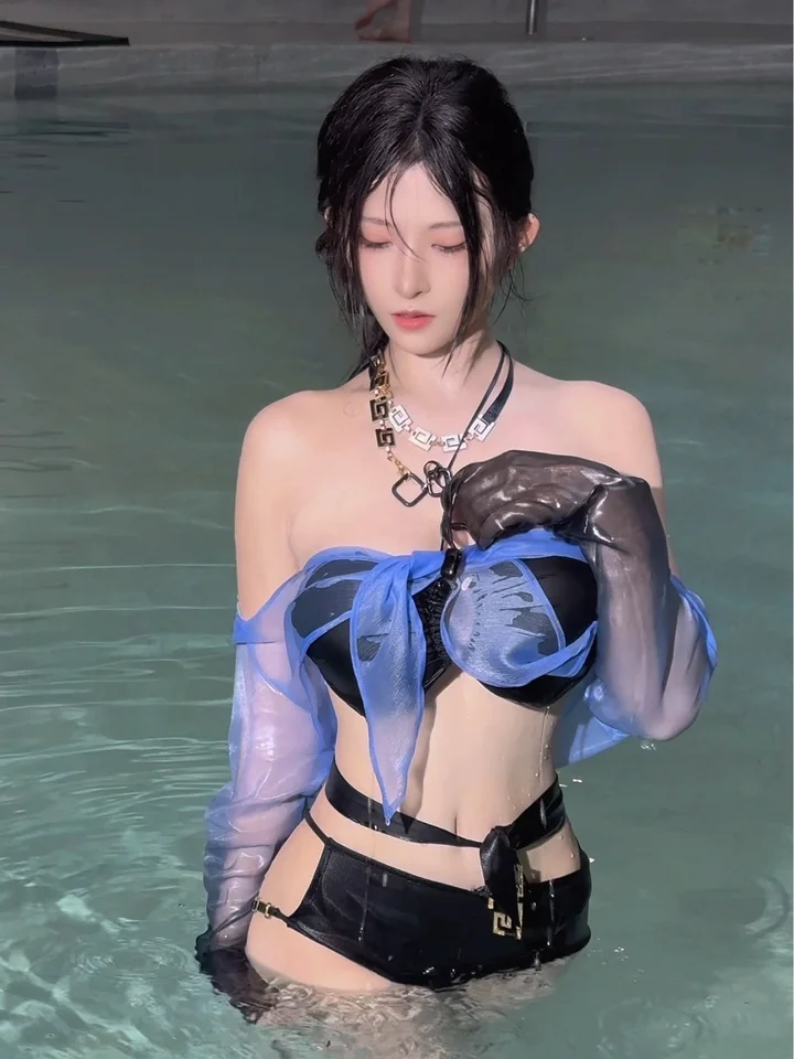 插好湿公交车后入